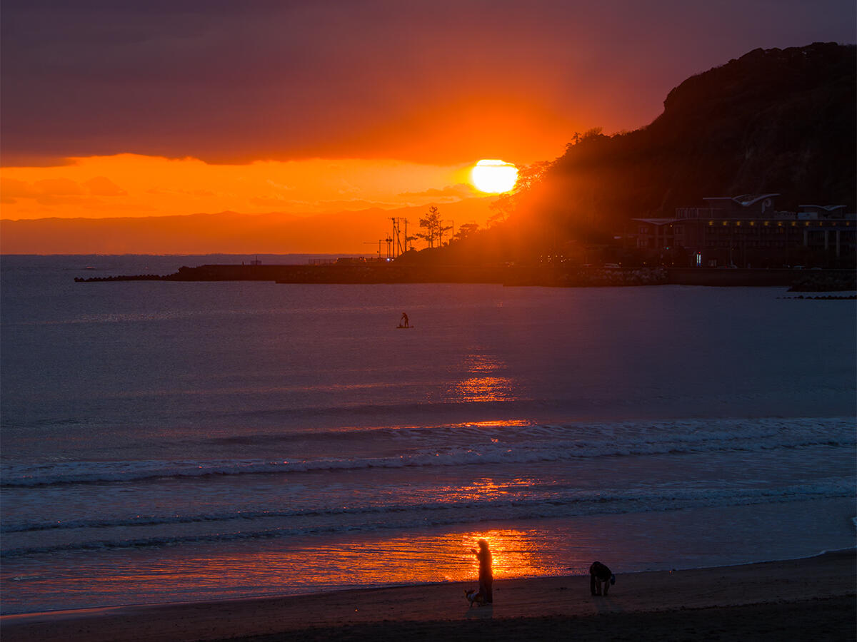 20251227由比ヶ浜_夕日 のコピー.jpg