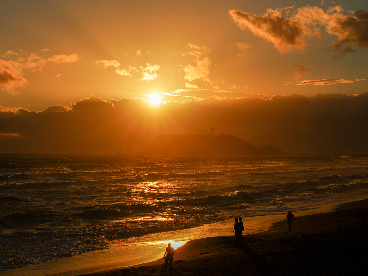 20261021七里ヶ浜_夕日A7V02691.jpg