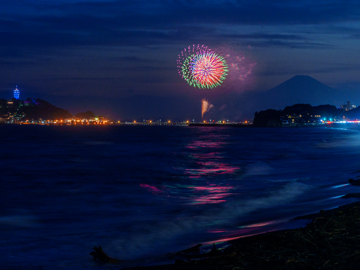 20240723マイアミビーチショー”夏”花火_江の島A7R02224-Edit のコピー.jpg